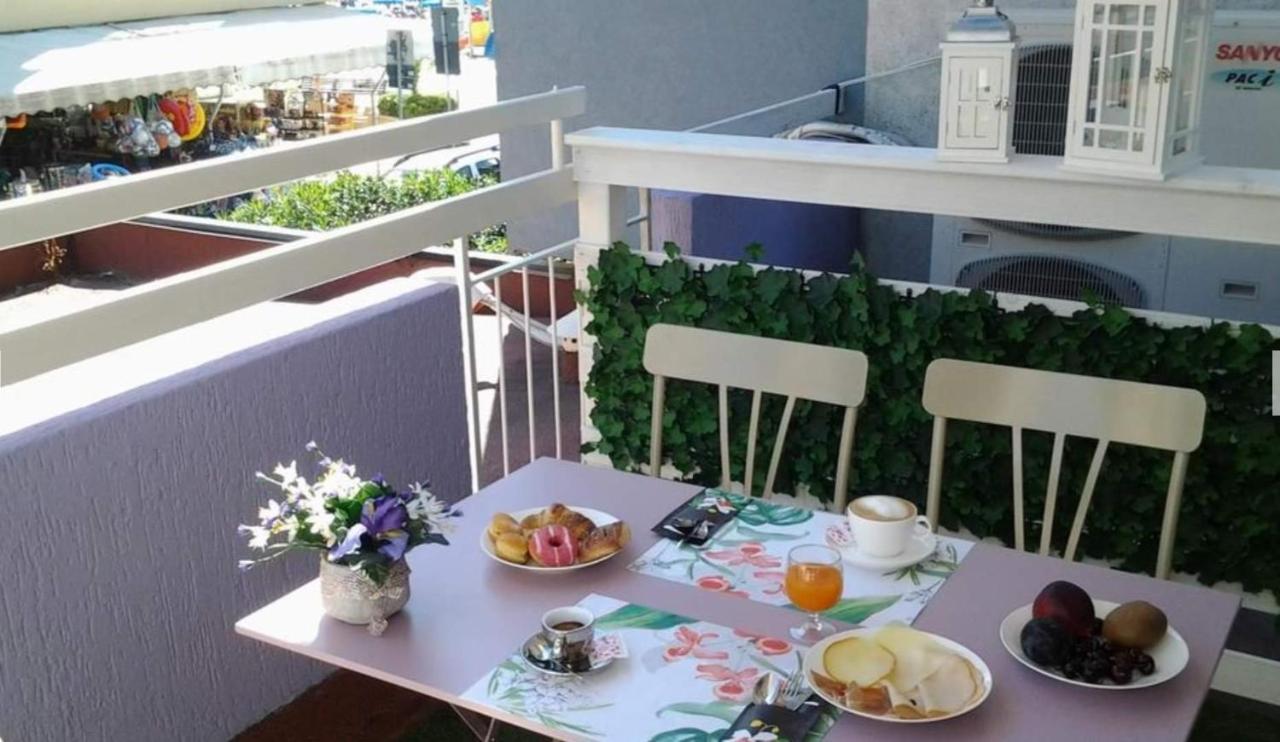 Residence Hotel Le Viole Rimini Dış mekan fotoğraf